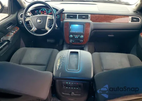 2013 Chevrolet Tahoe C1500 Ls z USA, uszkodzony, nr VIN 1GNSCAE07DR106579